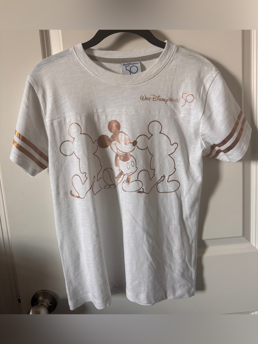 NWOT-Disney World 50th Anniversary White  Kids Tee Mickey Graphic-Large